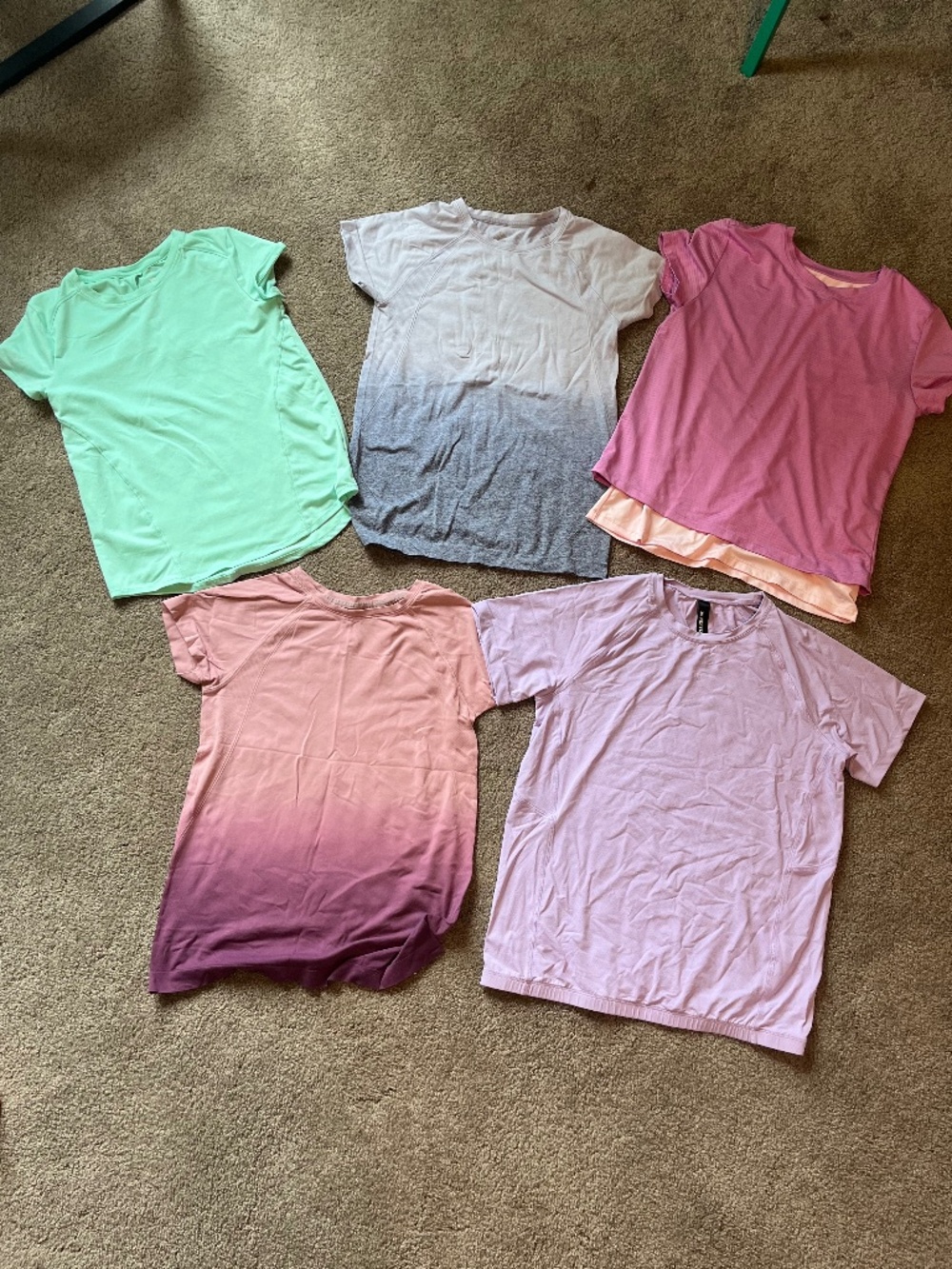 Bundle of Athletic short sleeve shirts (5)- size girls XL/14